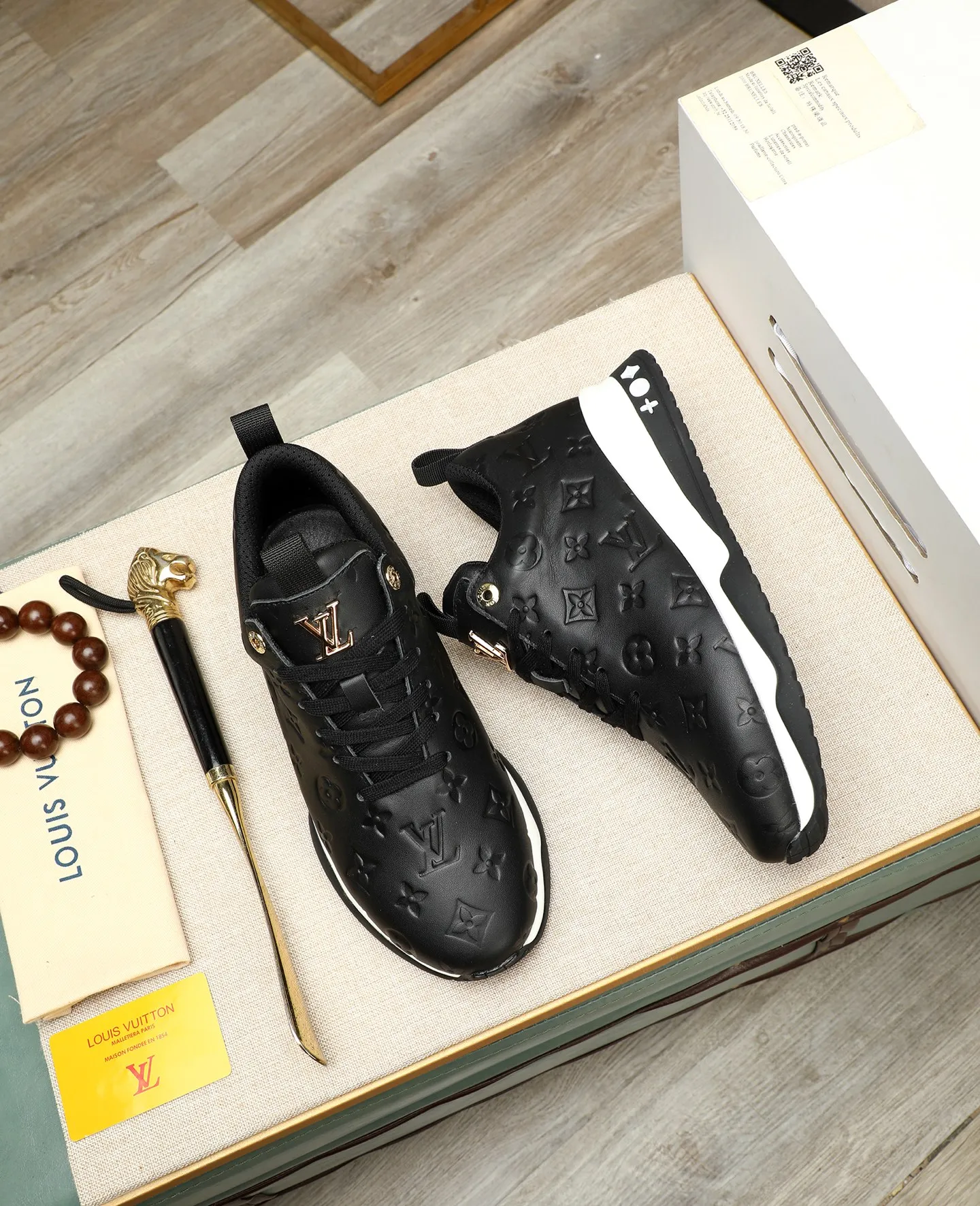 Men's shoes 💰520 📛📛【LOUIS VUITTON】Louis Vuitton official website synchronized new products 👟Milan fashion catwalk style 🇰🇾🇰🇾LV family logo, celebrity style, a must-have for fashionistas ⚠️First-layer calfskin ➕Mesh lining ➕Official website original version special outsole 👞Number 39-44 (38 45 46 customized)